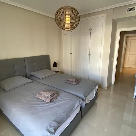 First Line Beautiful And Bright Apartament Marbella