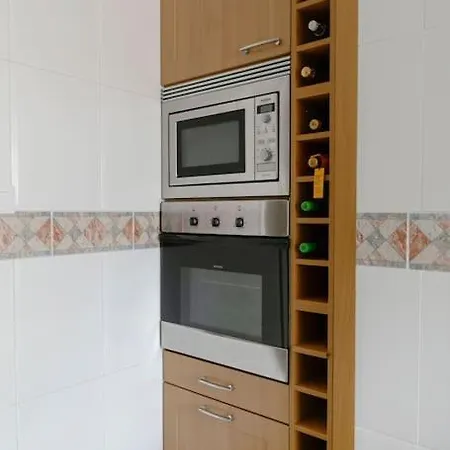 First Line Beautiful And Bright Lejlighed *