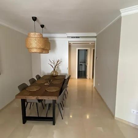Lejlighed First Line Beautiful And Bright Marbella