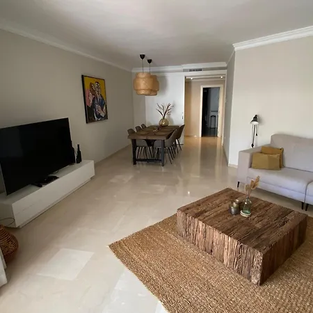 First Line Beautiful And Bright Lejlighed Marbella