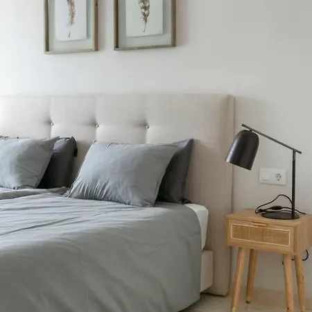 Daire First Line Beautiful And Bright Marbella