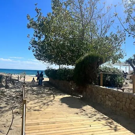 First Line Beautiful And Bright Daire Marbella