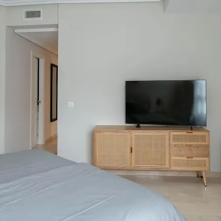 First Line Beautiful And Bright Daire Marbella