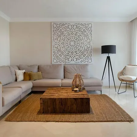 Daire First Line Beautiful And Bright Marbella