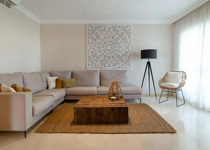 شقة First Line Beautiful And Bright ماربيا